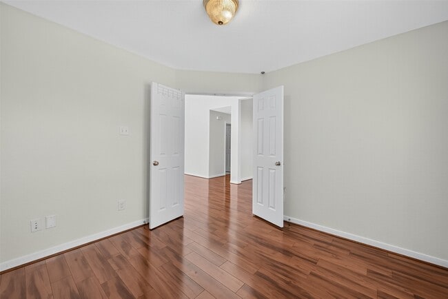 Building Photo - 9511 Mankay Ln