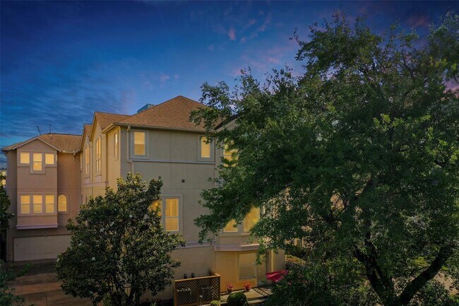 Building Photo - 4008 Childress St