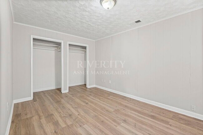 Building Photo - SECTION 8 WELCOMED!!!!!! NEWLY RENOVATED HOME IN FRAYSER!