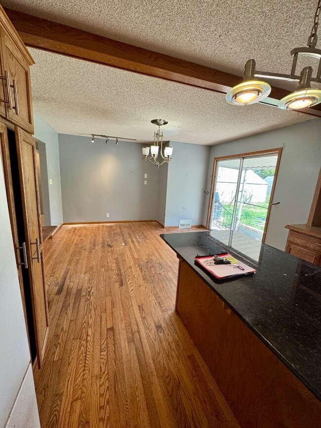 Building Photo - 209 SW 7th St