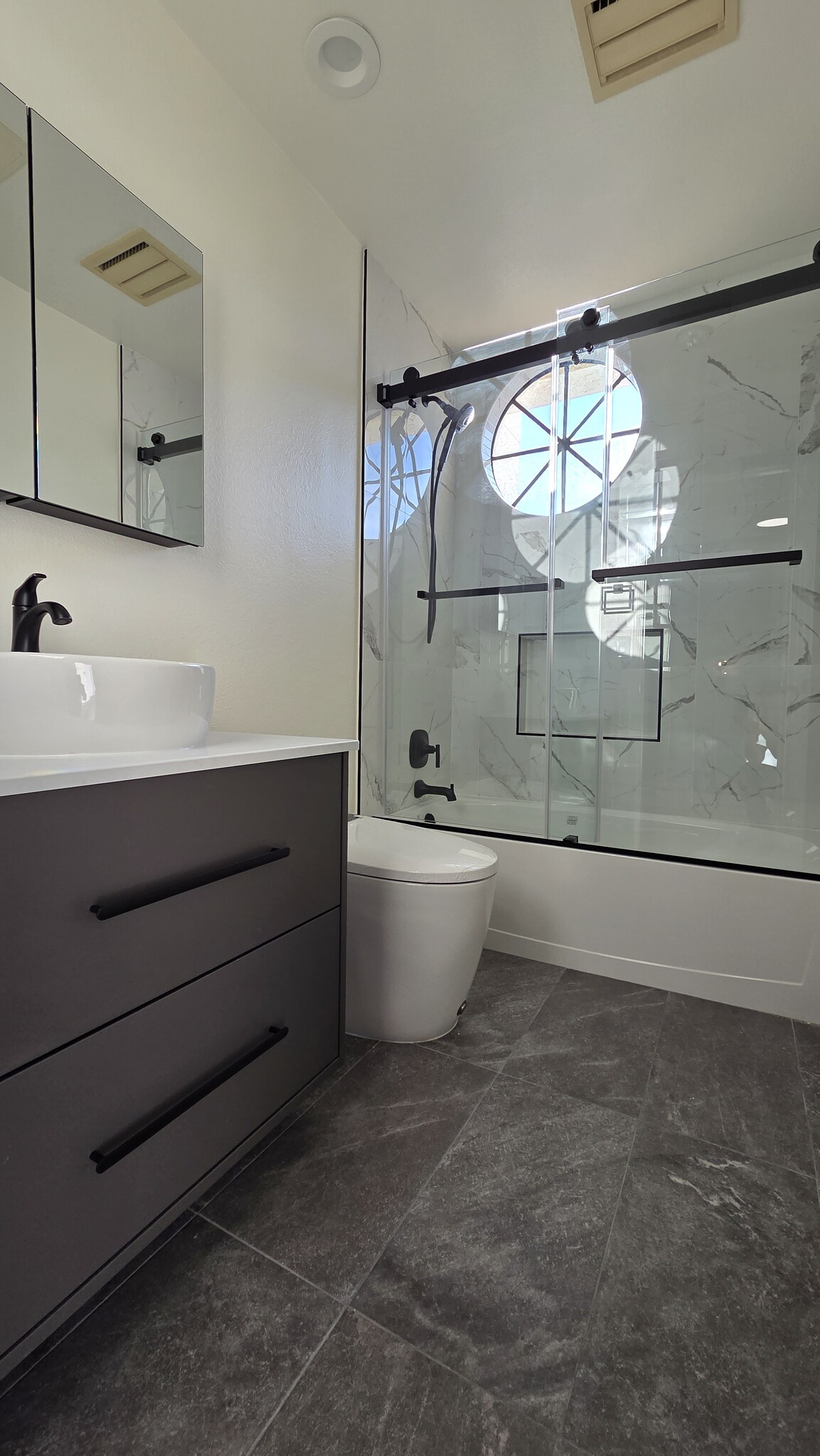 Bathroom - 21620 Burbank Blvd