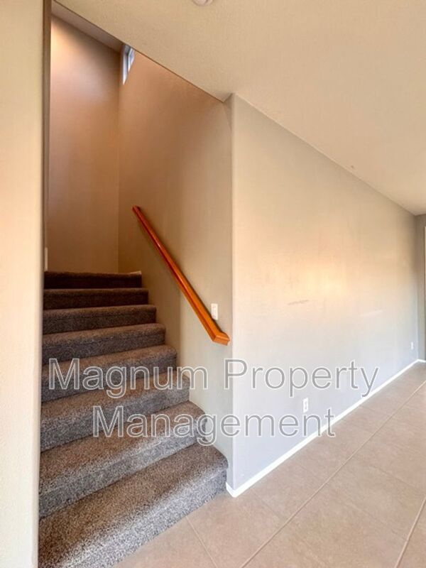 Building Photo - 36953 Ascella Ln