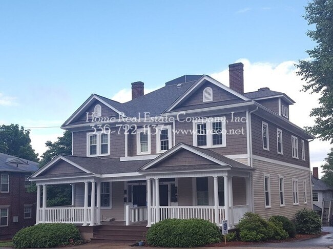 Primary Photo - 110 S Marshall St
