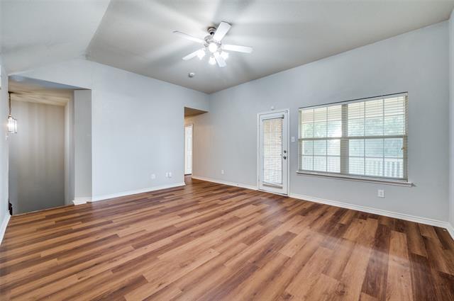 Building Photo - 9720 Colonywood Dr