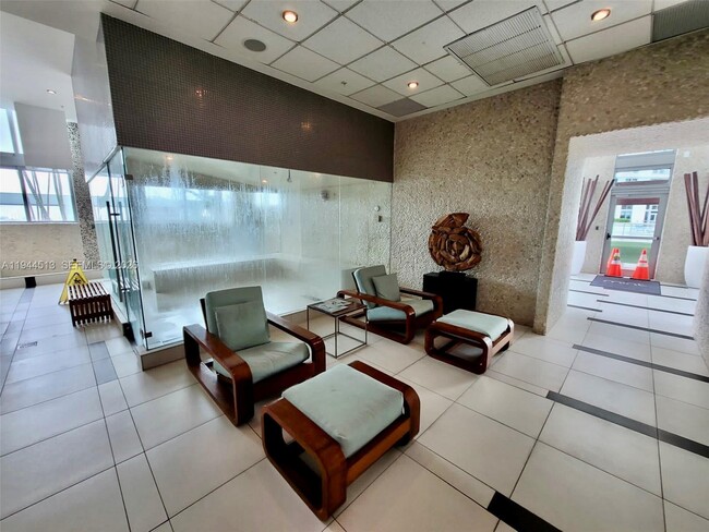 Building Photo - 92 SW 3rd St