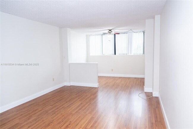 Building Photo - 755 Dotterel Rd
