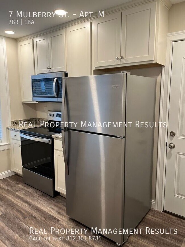 Building Photo - 7 Mulberry St