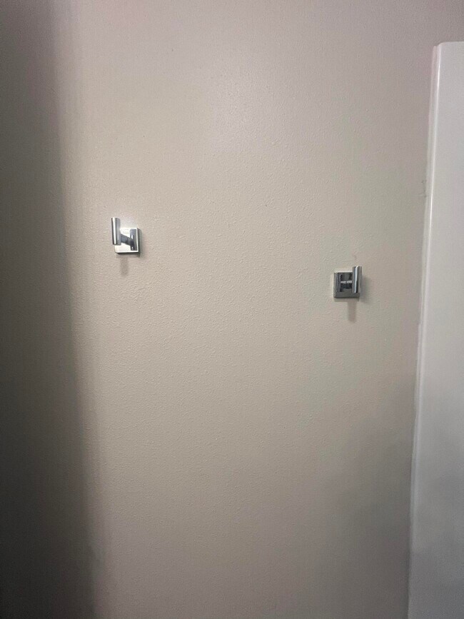 Building Photo - 2101 Kirksey Ave