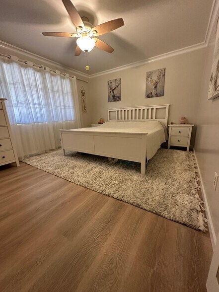 Master bedroom - 6532 Peterson Ave