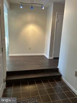 Building Photo - 9926 Great Oaks Way