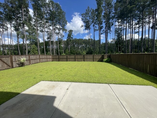 Building Photo - 239 Dunlin Dr