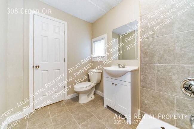 Building Photo - 308 Cedar Cir