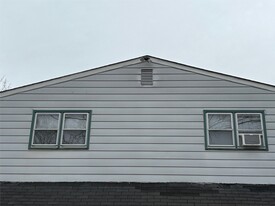 Building Photo - 977 Penllyn Blue Bell Pike