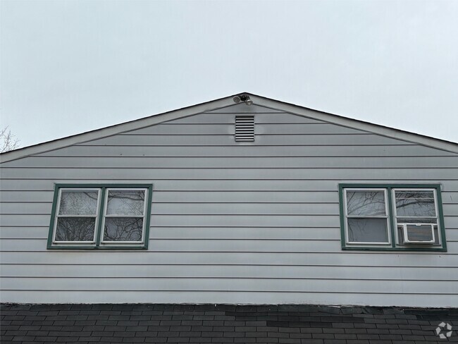 Building Photo - 977 Penllyn Blue Bell Pike