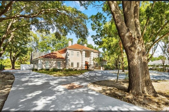 Building Photo - 3302 Butler Bay Dr N