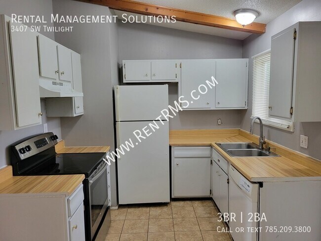 Building Photo - 3407 SW Twilight-