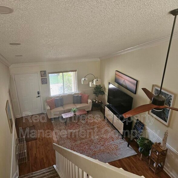 Building Photo - 12918 Meadowood Ct