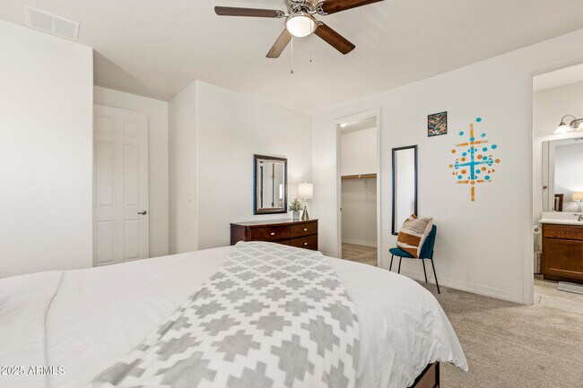 Building Photo - 2477 W Mission Timber Cir