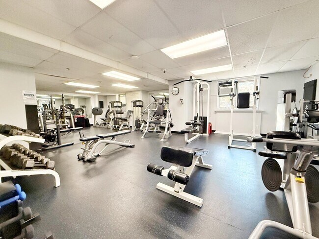 Building Photo - 6600 JFK Blvd E