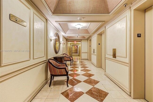 Building Photo - 20281 E Country Club Dr