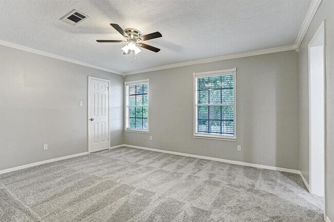 Building Photo - 108 Heathgate Dr