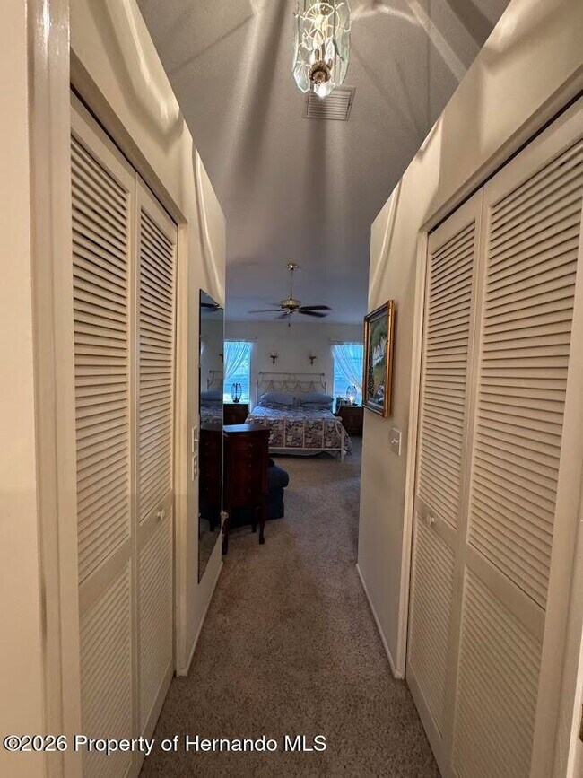 Building Photo - 2479 Hidden Trail Dr