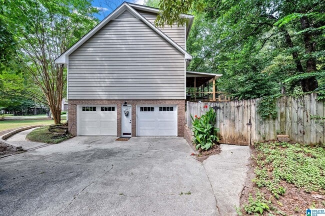 Building Photo - 5501 Heath Row Dr