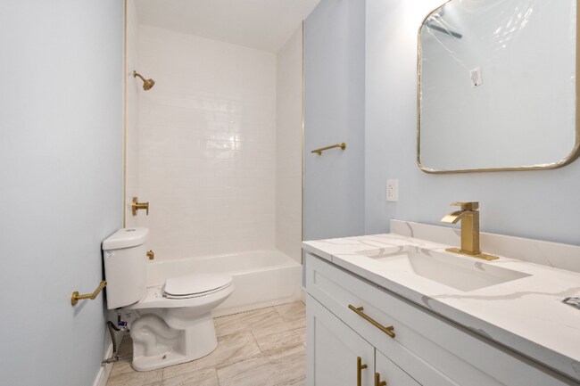 Building Photo - 9865 W Roosevelt Rd