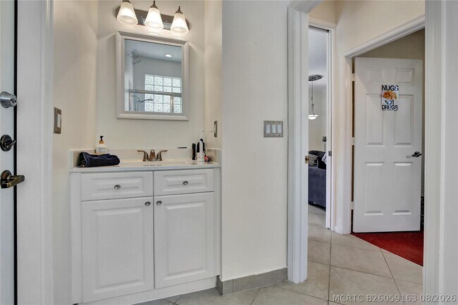 Building Photo - 4070 Sanderling Ln