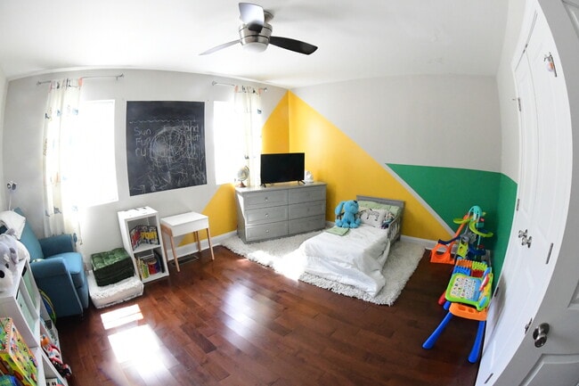 Large Bedroom 1 - 6256 Osage Ave