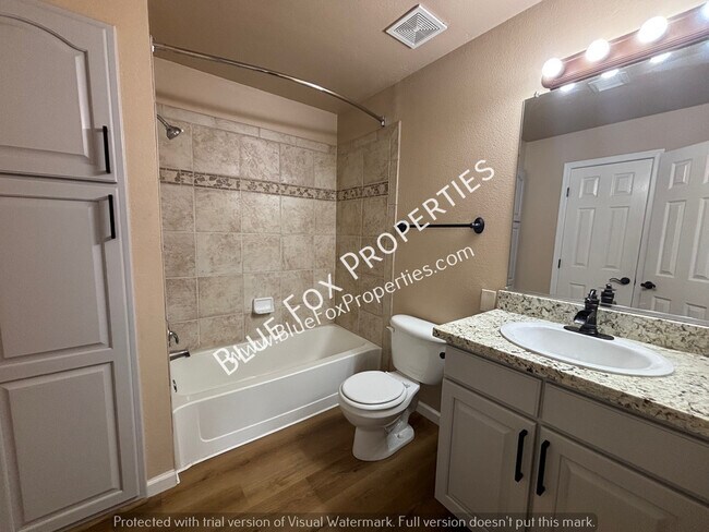 Building Photo - 1500 E Pusch Wilderness Dr