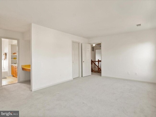 Building Photo - 7004 Dreams Way Ct