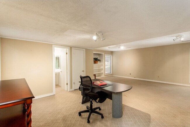 Building Photo - Contemporary East Cobb Home in Pope School...