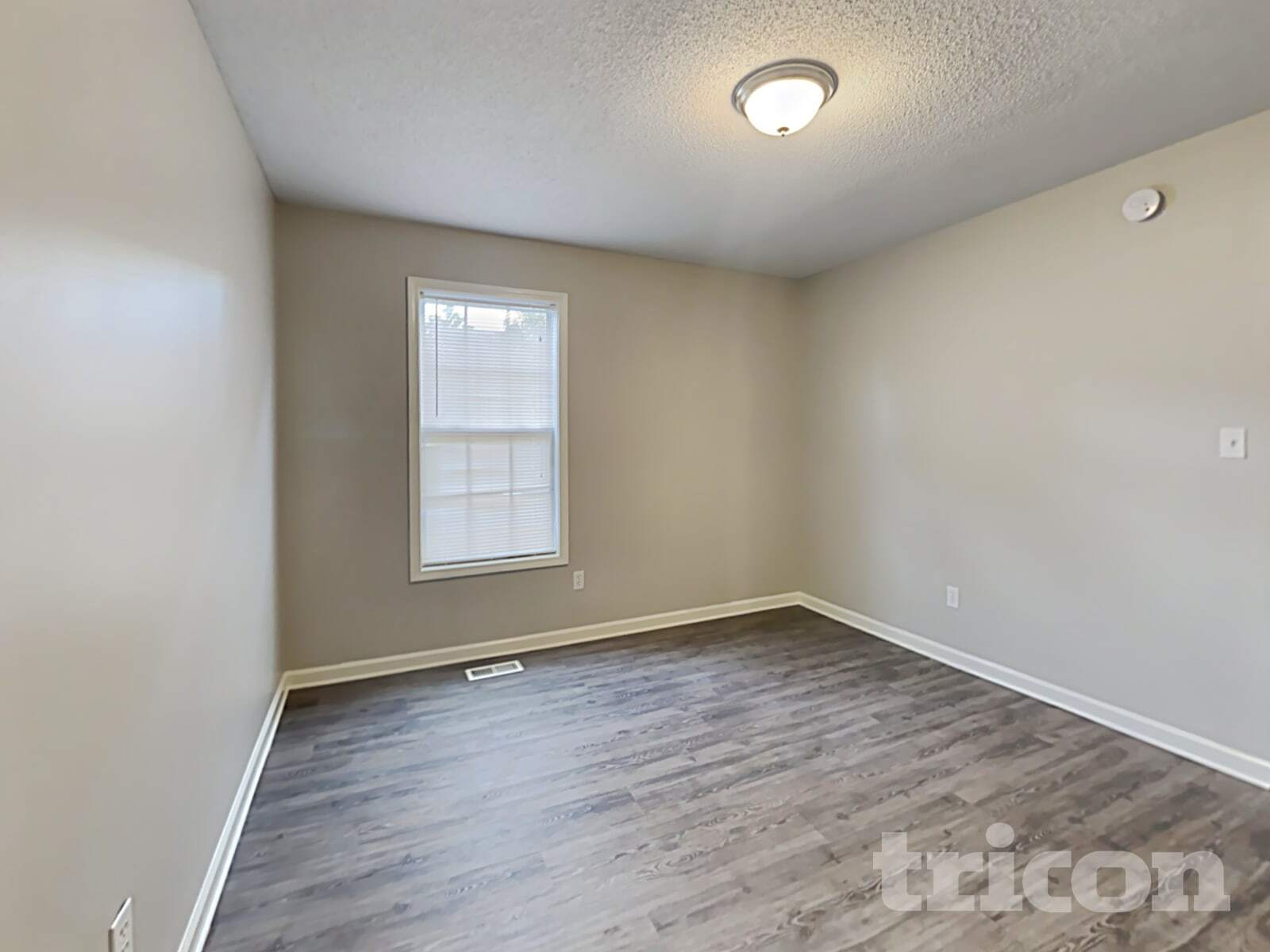 Building Photo - 1031 Castle Rock Ct