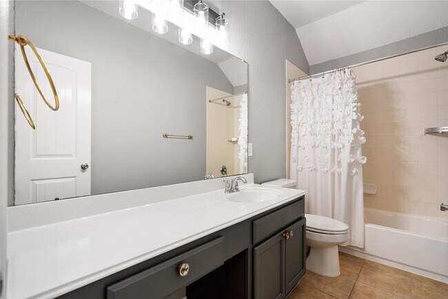 Building Photo - 8923 Jordi Dr