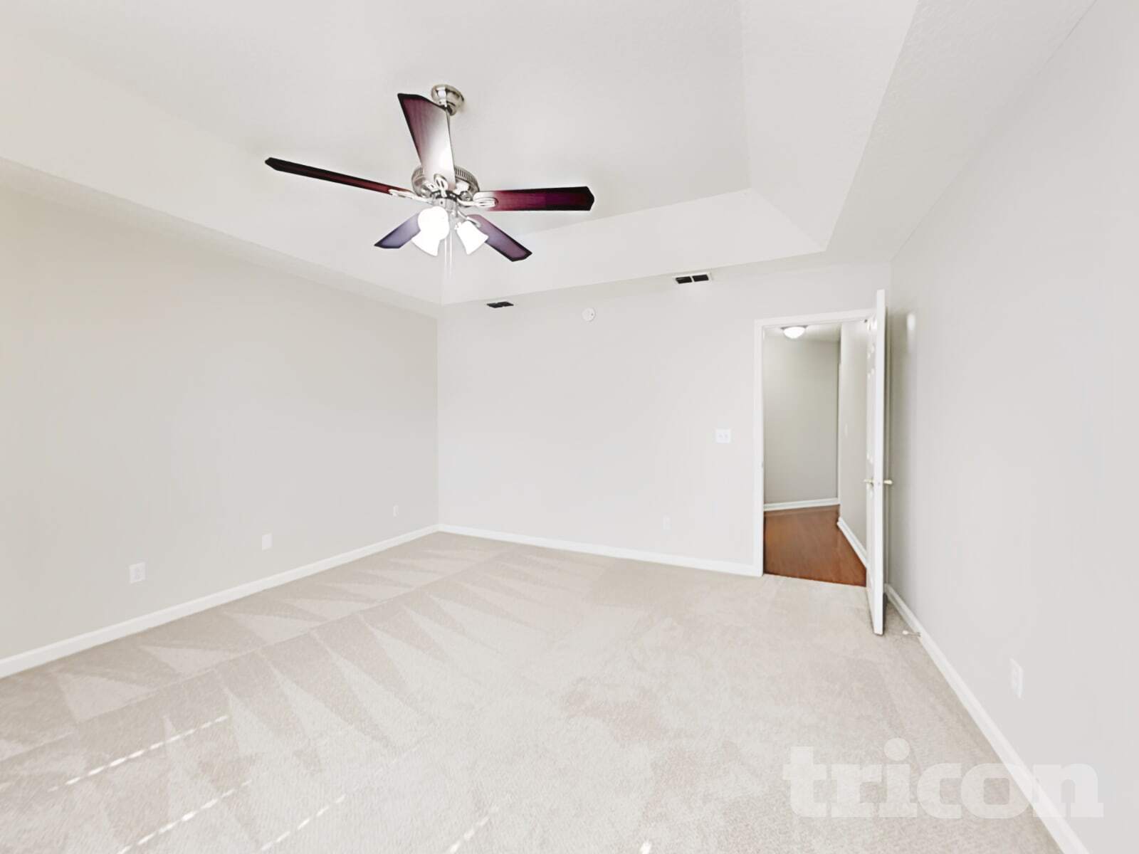 Building Photo - 838 Poydras Ln W