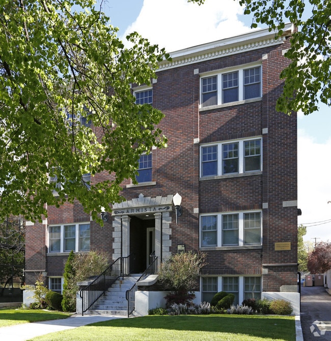Building Photo - The Armista Condos