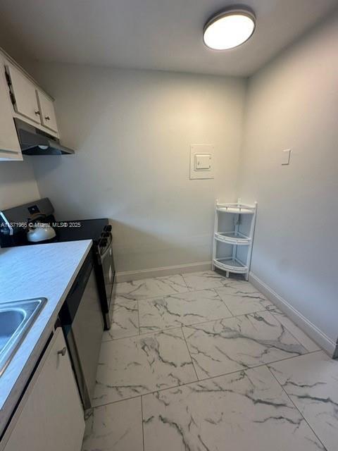 Building Photo - 16909 N Bay Rd