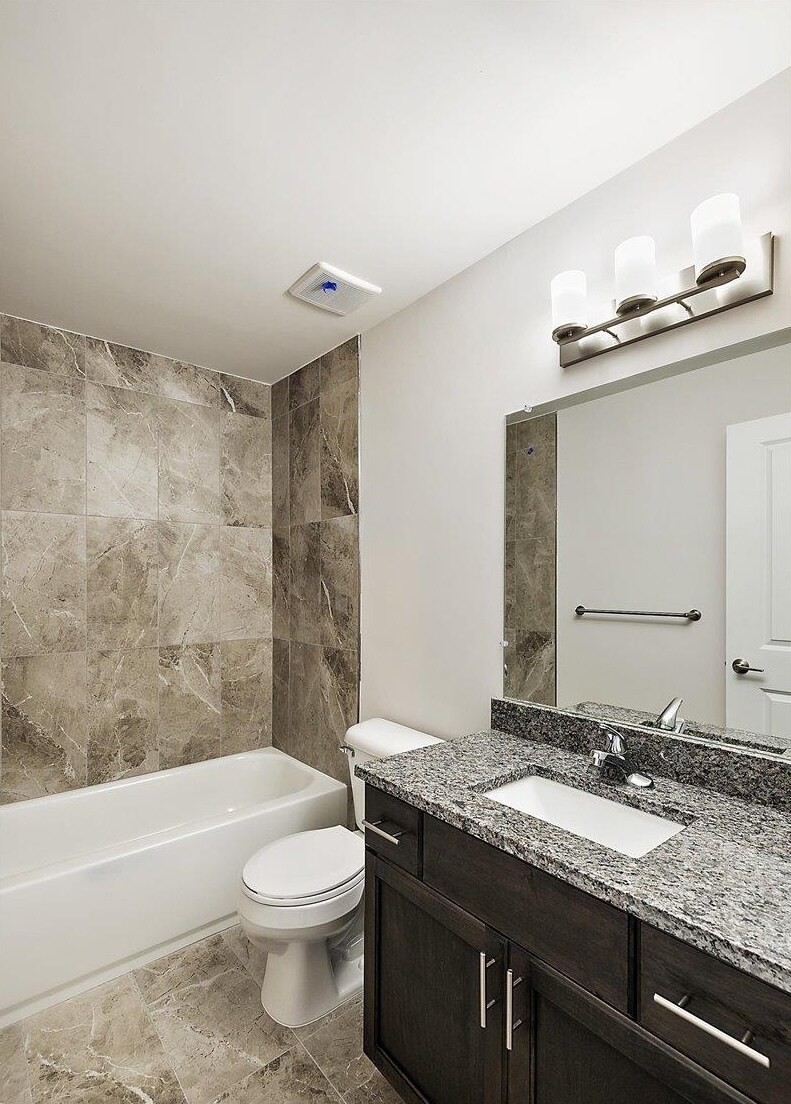 Building Photo - 8292 Heywood Cir