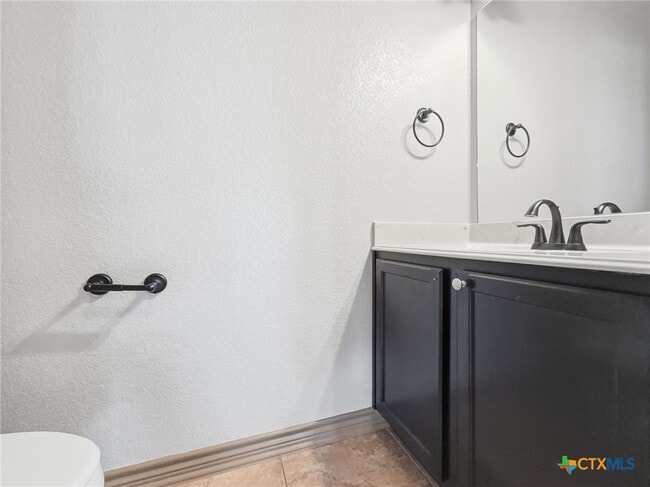 Building Photo - 2707 Ancestor Dr