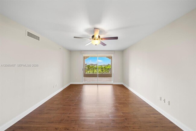 Building Photo - 765 Crandon Blvd