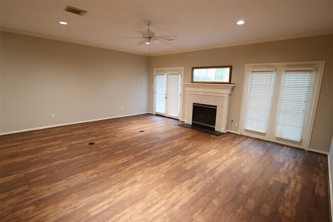 Building Photo - 4914 Maxie St