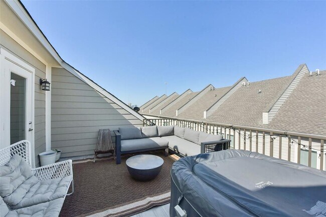 Building Photo - 2020 McGowen St