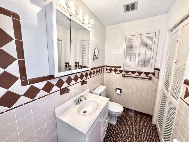 Building Photo - 3134 Fritchie Dr