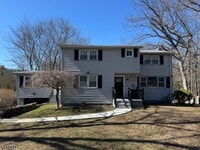 Building Photo - 117 Weldon Rd