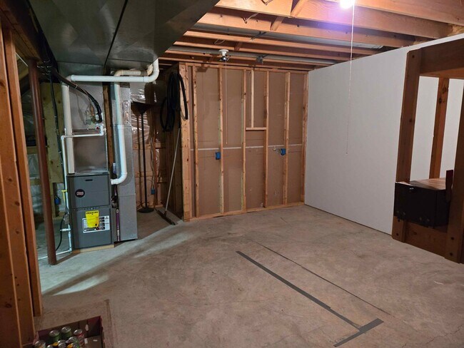 Building Photo - 14995 50th Ave