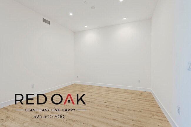 Building Photo - 1237 S Holt Ave