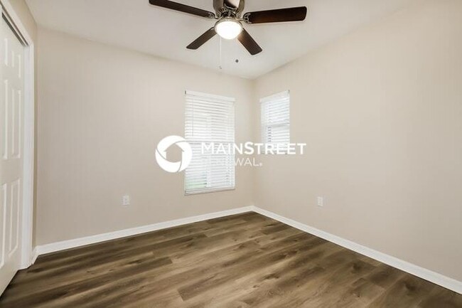 Building Photo - 3 Bedroom Pet-Friendly Home in Seffner, FL with Main Street Renewal