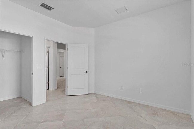 Building Photo - 19075 Cabernet Ct
