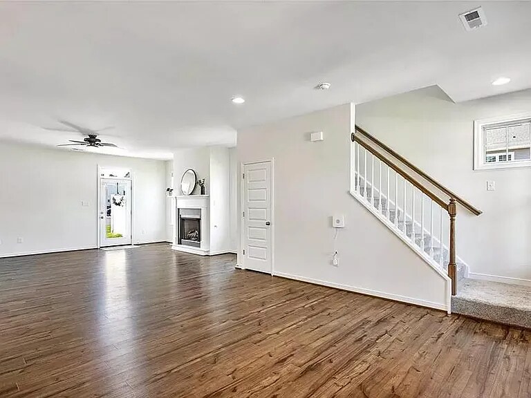 Building Photo - 10801 Porter Park Ln
